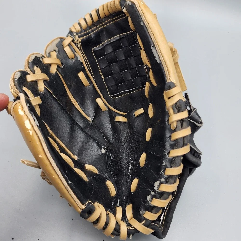 Youth Baseball Glove Adidas TS 9500 SDY, Easy Close, 9.5 inches LHT